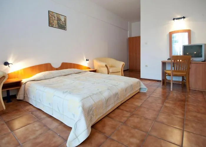 Regina Hotel