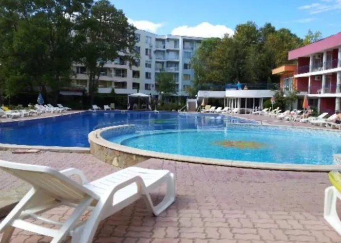 Отель Regina 3*