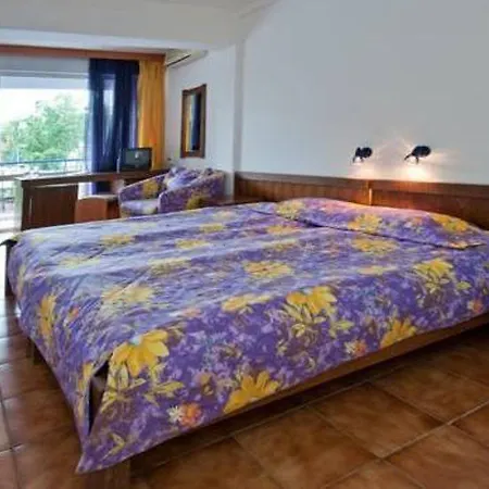 Ξενοδοχείο Regina